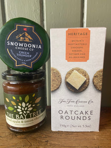 Cheese, chutney & cracker set